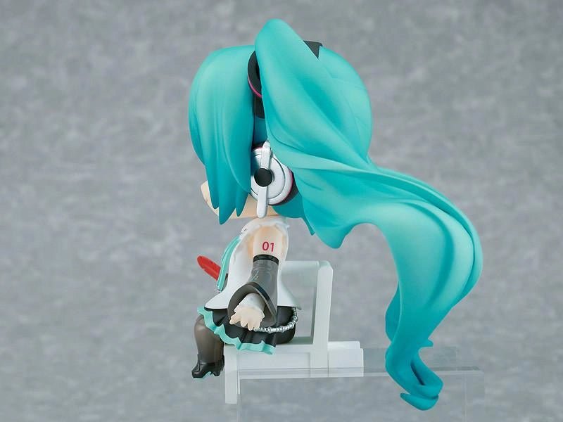 Nekotwo [Pre-order] Swacchao! Hatsune Miku NT - Miku (Akai Hane Central Community Chest of Japan Campaign Ver.)  Nendoroid